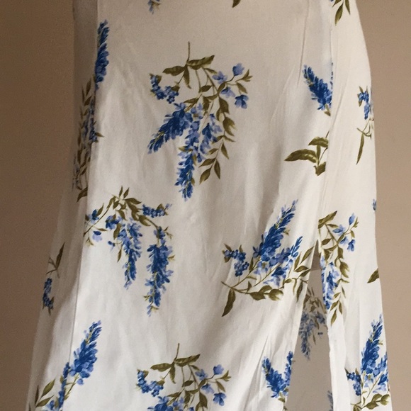 Maxi dress floral NWT - Picture 3 of 4